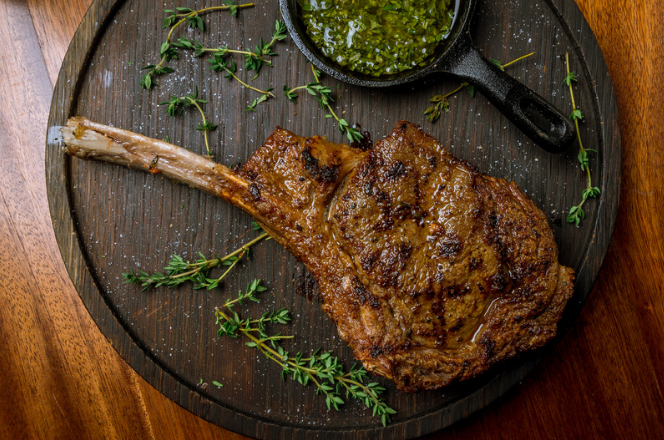Tomahawk Steak